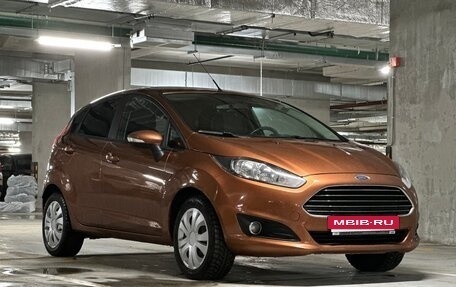 Ford Fiesta, 2016 год, 870 000 рублей, 2 фотография