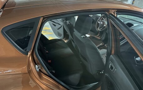 Ford Fiesta, 2016 год, 870 000 рублей, 14 фотография