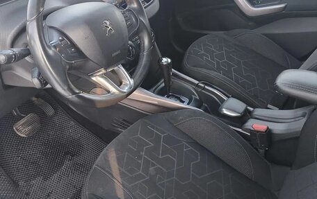 Peugeot 2008 II, 2014 год, 870 000 рублей, 16 фотография