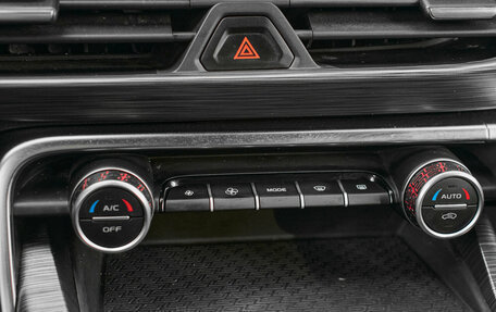 Geely Tugella FY11, 2022 год, 2 750 000 рублей, 18 фотография