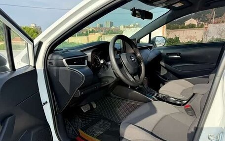 Toyota Corolla, 2022 год, 1 043 000 рублей, 9 фотография