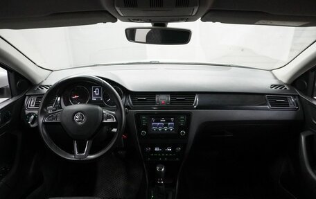 Skoda Rapid I, 2015 год, 733 000 рублей, 11 фотография