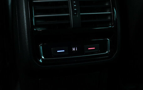 Volkswagen Passat B8 рестайлинг, 2018 год, 1 590 000 рублей, 9 фотография