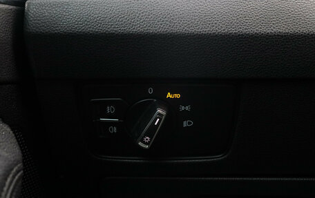 Volkswagen Passat B8 рестайлинг, 2018 год, 1 590 000 рублей, 16 фотография