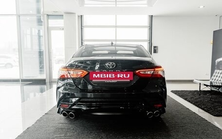 Toyota Camry, 2020 год, 2 799 000 рублей, 4 фотография