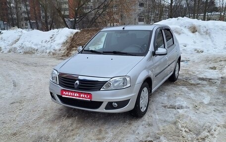 Renault Logan I, 2013 год, 550 000 рублей, 1 фотография