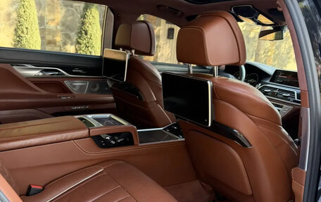 BMW 7 серия, 2017 год, 3 600 000 рублей, 11 фотография