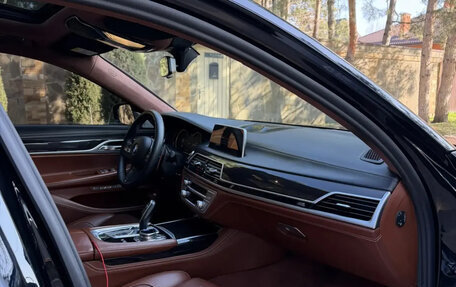 BMW 7 серия, 2017 год, 3 600 000 рублей, 14 фотография