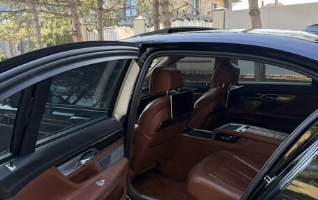 BMW 7 серия, 2017 год, 3 600 000 рублей, 19 фотография