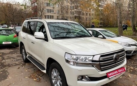 Toyota Land Cruiser 200, 2020 год, 9 700 000 рублей, 3 фотография