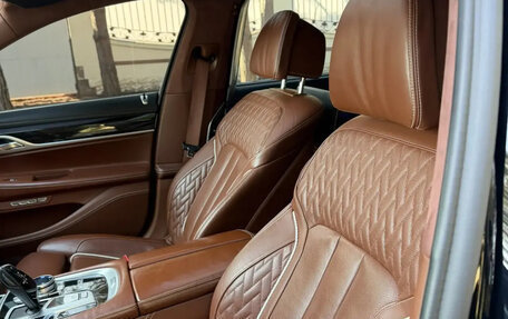 BMW 7 серия, 2017 год, 3 600 000 рублей, 20 фотография