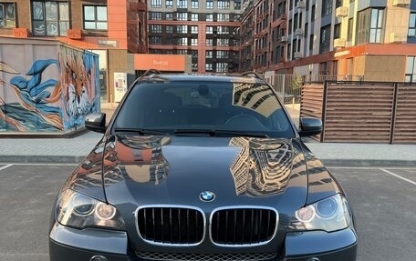 BMW X5, 2010 год, 2 200 000 рублей, 2 фотография