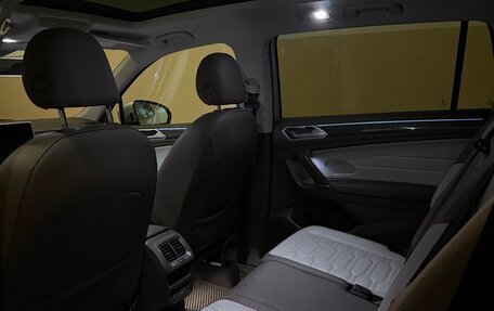 Volkswagen Tiguan II, 2021 год, 4 190 000 рублей, 18 фотография