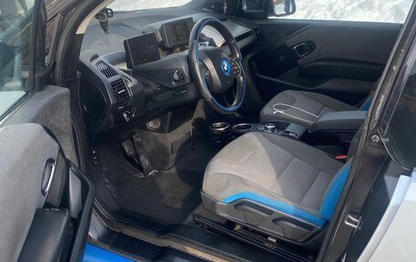 BMW i3 I01 рестайлинг, 2017 год, 950 000 рублей, 4 фотография