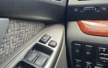 Toyota Land Cruiser Prado 120 рестайлинг, 2007 год, 1 700 000 рублей, 8 фотография