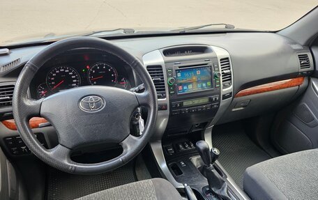 Toyota Land Cruiser Prado 120 рестайлинг, 2007 год, 1 700 000 рублей, 16 фотография