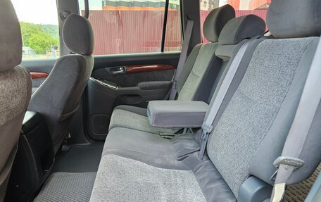 Toyota Land Cruiser Prado 120 рестайлинг, 2007 год, 1 700 000 рублей, 13 фотография