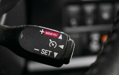 Toyota Noah III, 2019 год, 2 580 000 рублей, 16 фотография