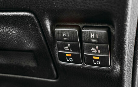 Toyota Noah III, 2019 год, 2 580 000 рублей, 24 фотография