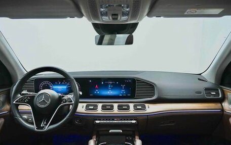 Mercedes-Benz GLE, 2024 год, 8 000 000 рублей, 22 фотография