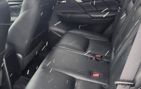 Mitsubishi Pajero Sport III рестайлинг, 2018 год, 2 870 000 рублей, 5 фотография