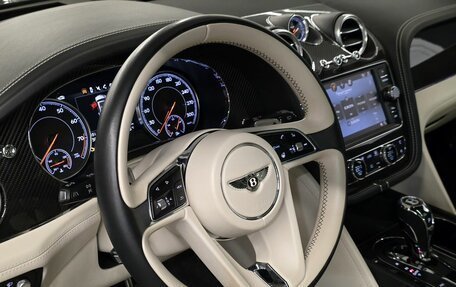 Bentley Bentayga I, 2019 год, 13 498 000 рублей, 15 фотография