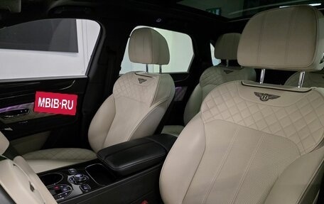 Bentley Bentayga I, 2019 год, 13 498 000 рублей, 17 фотография