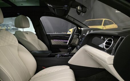 Bentley Bentayga I, 2019 год, 13 498 000 рублей, 30 фотография