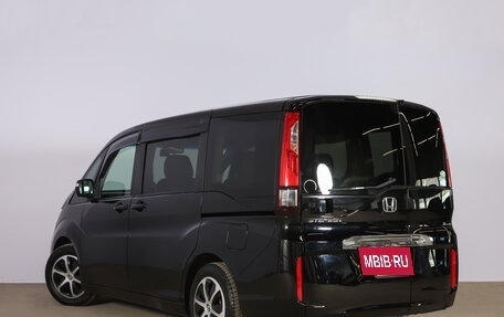 Honda Stepwgn IV, 2016 год, 1 999 000 рублей, 7 фотография