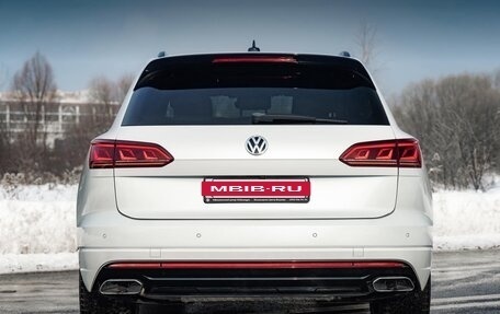 Volkswagen Touareg III, 2019 год, 6 000 000 рублей, 6 фотография