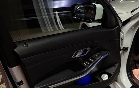 BMW 3 серия, 2019 год, 3 500 000 рублей, 14 фотография