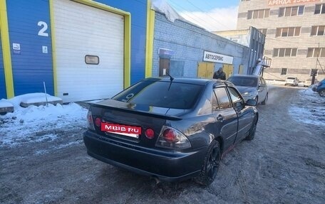 Toyota Altezza, 1998 год, 350 000 рублей, 2 фотография