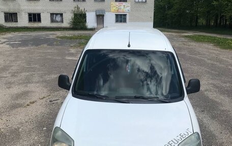 Peugeot Partner II рестайлинг 2, 2004 год, 224 000 рублей, 2 фотография