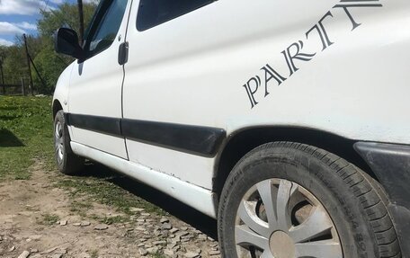 Peugeot Partner II рестайлинг 2, 2004 год, 224 000 рублей, 9 фотография