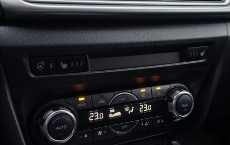 Mazda 3, 2017 год, 1 650 000 рублей, 19 фотография