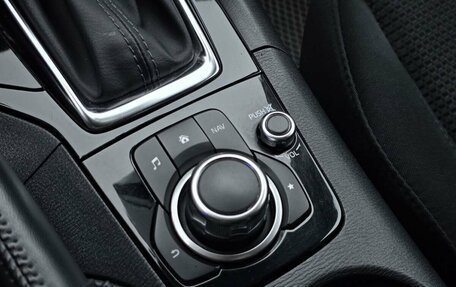 Mazda 3, 2017 год, 1 650 000 рублей, 18 фотография