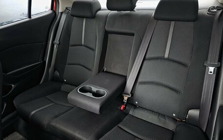 Mazda 3, 2017 год, 1 650 000 рублей, 23 фотография