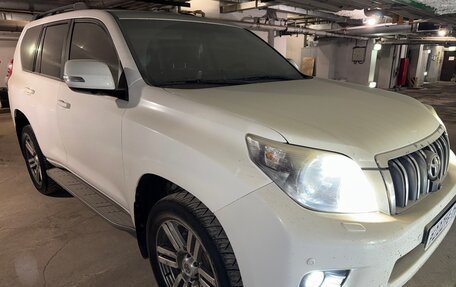 Toyota Land Cruiser Prado 150 рестайлинг 2, 2011 год, 3 400 000 рублей, 6 фотография