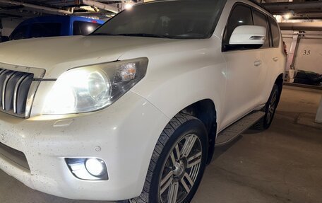 Toyota Land Cruiser Prado 150 рестайлинг 2, 2011 год, 3 400 000 рублей, 7 фотография