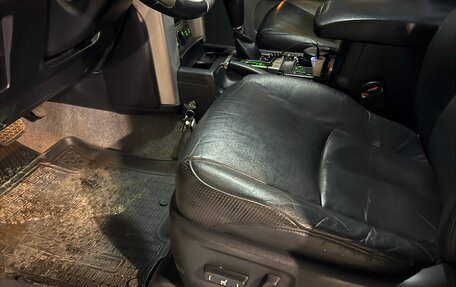 Toyota Land Cruiser Prado 150 рестайлинг 2, 2011 год, 3 400 000 рублей, 18 фотография