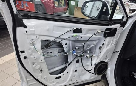 Toyota RAV4, 2024 год, 3 500 000 рублей, 9 фотография