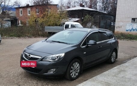Opel Astra J, 2011 год, 800 000 рублей, 3 фотография