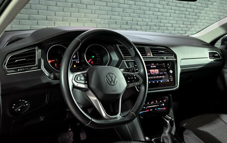 Volkswagen Tiguan II, 2021 год, 2 920 000 рублей, 11 фотография