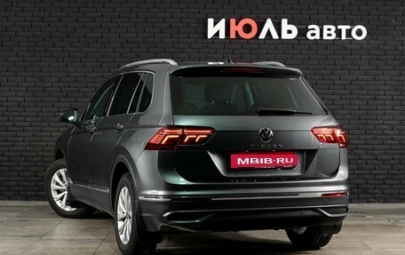 Volkswagen Tiguan II, 2021 год, 2 920 000 рублей, 6 фотография