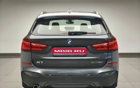 BMW X1, 2018 год, 2 900 000 рублей, 4 фотография