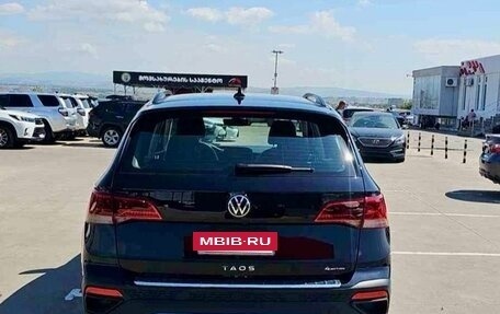 Volkswagen Taos, 2022 год, 2 100 000 рублей, 5 фотография
