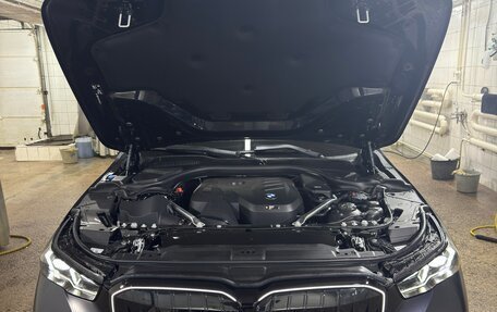 BMW 5 серия, 2025 год, 7 900 000 рублей, 8 фотография