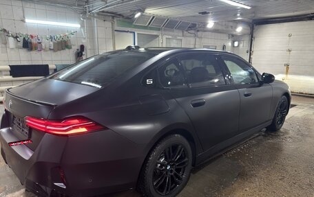 BMW 5 серия, 2025 год, 7 900 000 рублей, 12 фотография