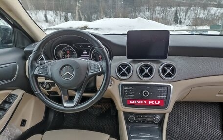 Mercedes-Benz GLA, 2019 год, 2 650 000 рублей, 9 фотография