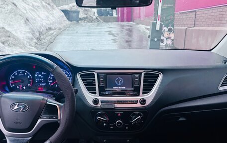 Hyundai Solaris II рестайлинг, 2020 год, 1 100 000 рублей, 9 фотография